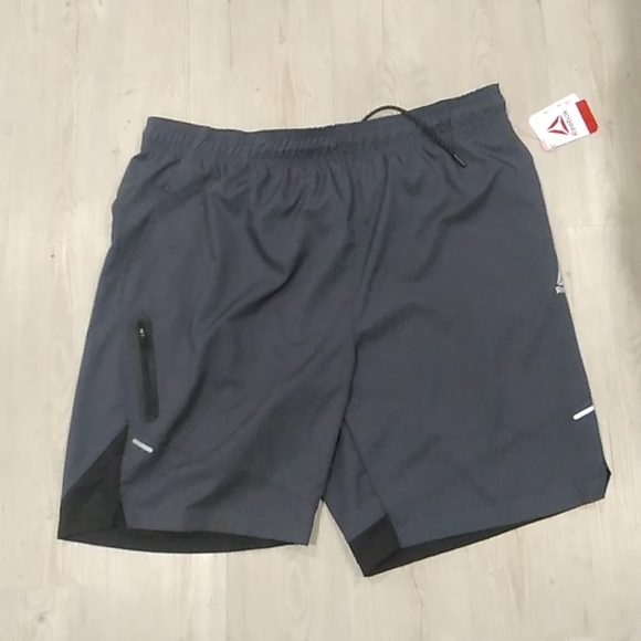 Reebok Grey Running Shorts Size 2XL - Picture 6 of 8
